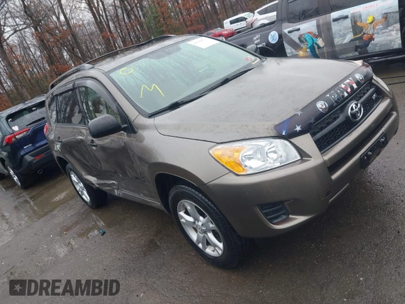 2011 Toyota RAV4 with VIN JTMBK4DV0B5099585, listed as a IAAI auction lot 41502571 with 162,850 mi miles. Bid and sale history available at carsss.com. Image 1.