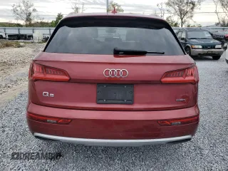 2020 Audi Q5 with VIN WA1ANBFY8L2066765, listed as a Copart auction lot 88794945 with 121,741 mi miles and Salvage title. Bid and sale history available at DreamBid. Image 6.