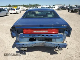 2010 Dodge Challenger R/T Classic z VIN 2B3CJ5DT0AH120875, wystawiony jako Copart lot #52179795 z przebiegiem 127 144 mil mil oraz Szkoda całkowita • Salvage title. Historia ofert i sprzedaży dostępna na DreamBid. Obrazek 6.