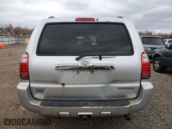 2008 Toyota 4Runner SR5 z VIN JTEBU14R58K029677, wystawiony jako Copart lot #48015485 z przebiegiem 251 517 mil mil oraz Czysty tytuł • Clean title. Historia ofert i sprzedaży dostępna na DreamBid. Obrazek 6.