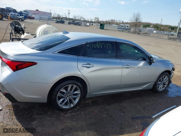 2019 Toyota Avalon XLE with VIN 4T1BZ1FB0KU031057, listed as a IAAI auction lot 41899397 with 108,454 mi miles. Bid and sale history available at carsss.com. Image 14.