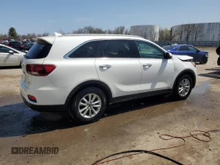 2019 Kia Sorento LX with VIN 5XYPGDA32KG439451, listed as a Copart auction lot 53784265 with 73,420 mi miles and Salvage Title. Bid and sale history available at carsss.com. Image 3.