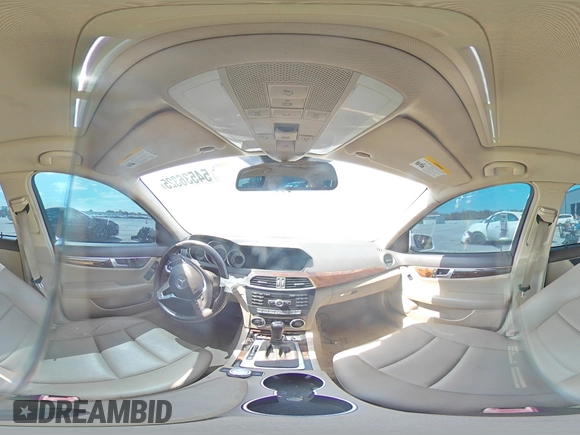 2014 Mercedes-Benz C 300 Sport z VIN WDDGF8AB2ER301759, wystawiony jako Copart lot #54536325 z przebiegiem 110 362 mil mil oraz Szkoda całkowita • Salvage title. Historia ofert i sprzedaży dostępna na DreamBid. Obrazek 14.