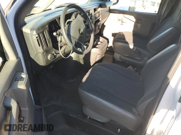 2018 Chevrolet Express Cargo Van with VIN 1GCWGAFGXJ1903929, listed as a Copart auction lot 42463695 with 73,707 mi miles and Salvage Title. Bid and sale history available at carsss.com. Image 8.