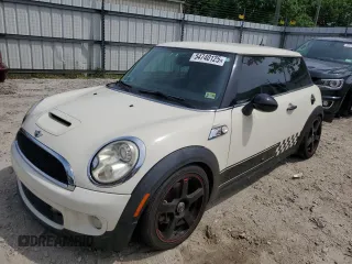 2007 MINI Hardtop S with VIN WMWMF73527TT83851, listed as a Copart auction lot 54740125 with 140,296 mi miles and Clean Title. Bid and sale history available at DreamBid. Image 1.