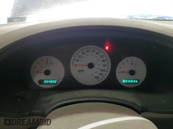 2002 Dodge Caravan SE with VIN 1B4GP25342B660748, listed as a Copart auction lot 44998005 with 224,032 mi miles and Salvage title. Bid and sale history available at DreamBid. Image 9.