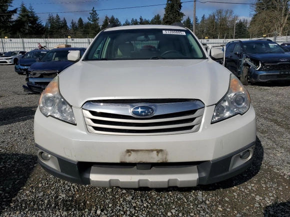 2011 Subaru Outback 3.6R Limited with VIN 4S4BRDJC9B2431129, listed as a Copart auction lot 51200805 with 173,882 mi miles and Salvage Title. Bid and sale history available at carsss.com. Image 5.