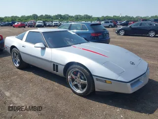 1990 Chevrolet Corvette with VIN 1G1YY2383L5107911, listed as a IAAI auction lot 42528556 with 120,125 mi miles and . Bid and sale history available at DreamBid. Image 1.