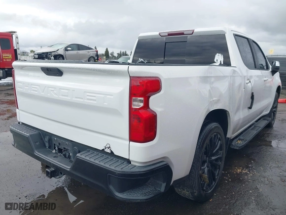 2019 Chevrolet Silverado 1500 LT with VIN 3GCUYDED3KG118071, listed as a IAAI auction lot 41566722 with 157,525 mi miles. Bid and sale history available at carsss.com. Image 4.
