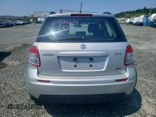 2009 Suzuki SX4 Man AWD with VIN JS2YB413196204559, listed as a Copart auction lot 61994234 with 180,757 mi miles and Salvage Title. Bid and sale history available at carsss.com. Image 6.