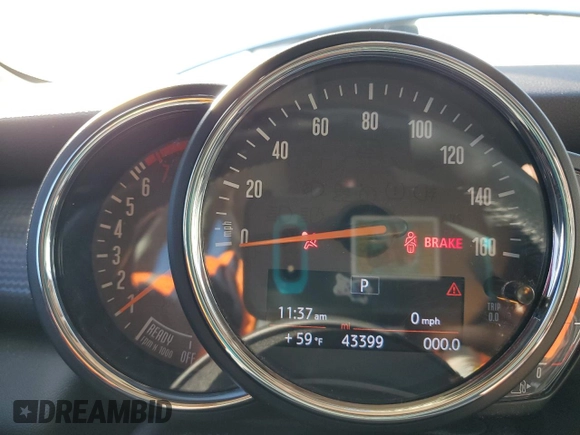 2019 MINI Hardtop 4 Door Cooper with VIN WMWXU1C57K2J01914, listed as a Copart auction lot 84330304 with 43,399 mi miles and Salvage Title. Bid and sale history available at DreamBid. Image 9.