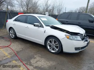 2011 Lincoln MKZ with VIN 3LNHL2GC7BR768711, listed as a IAAI auction lot 41854935 with 214,872 mi miles. Bid and sale history available at carsss.com. Image 1.