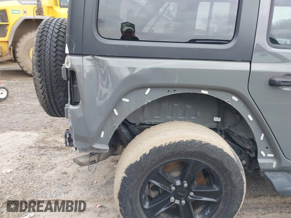 2021 Jeep Wrangler Unlimited Sport Altitude with VIN 1C4HJXDG1MW603784, listed as a IAAI auction lot 41509231 with 102,567 mi miles and . Bid and sale history available at DreamBid. Image 19.
