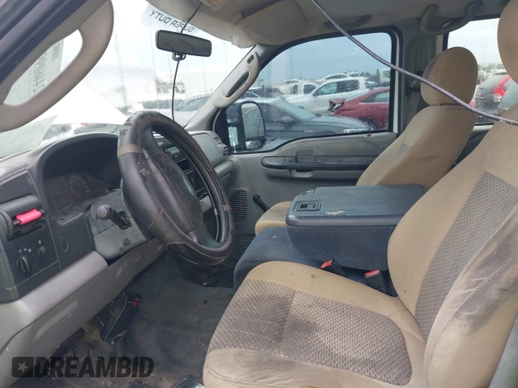 2005 Ford F-250 XL with VIN 1FTSW20P05EB57473, listed as a IAAI auction lot 42446099 with Not provided miles and . Bid and sale history available at DreamBid. Image 5.