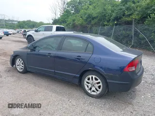 2006 Honda Civic LX z VIN 1HGFA16516L106501, wystawiony jako IAAI lot #42356043 z przebiegiem 184 403 mil mil oraz . Historia ofert i sprzedaży dostępna na DreamBid. Obrazek 3.