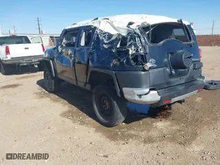 2008 Toyota FJ Cruiser with VIN JTEBU11F38K016727, listed as a IAAI auction lot 41514574 with 173,282 mi miles. Bid and sale history available at carsss.com. Image 3.