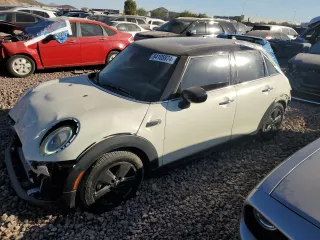 2021 MINI Hardtop 4 Door Oxford Edition with VIN WMWXU7C08M2P23335, listed as a Copart auction lot 84105974 with 36,213 mi miles and Salvage title. Bid and sale history available at DreamBid. Image 1.