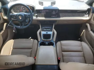 2024 Porsche Cayenne с VIN WP1AA2AYXRDA06913, выставлен на аукционе Copart как лот 61468815 с пробегом 22 152 миль миль и Списание • Salvage title. История ставок и продаж доступна на DreamBid. Изображение 8.