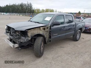 2013 Toyota Tacoma with VIN 3TMLU4EN5DM113393, listed as a IAAI auction lot 42003883 with 288,889 mi miles and . Bid and sale history available at carsss.com. Image 18.