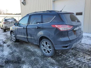 2013 Ford Escape SEL z VIN 1FMCU9H96DUD30275, wystawiony jako Copart lot #88585435 z przebiegiem 317 668 mil mil oraz Czysty tytuł • Clean title. Historia ofert i sprzedaży dostępna na DreamBid. Obrazek 2.