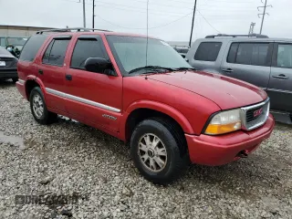 2000 GMC Jimmy SLE Convenience with VIN 1GKDT13W0Y2273829, listed as a Copart auction lot 84811284 with 129,635 mi miles and Salvage Title. Bid and sale history available at carsss.com. Image 4.