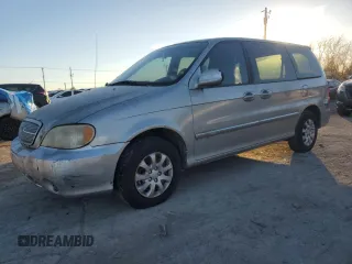 2004 Kia Sedona LX with VIN KNDUP131546611507, listed as a Copart auction lot 82050794 with 200,426 mi miles and Clean Title. Bid and sale history available at carsss.com. Image 1.