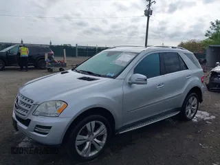 2011 Mercedes-Benz M 350 with VIN 4JGBB8GB4BA633067, listed as a IAAI auction lot 42127228 with 197,193 mi miles and . Bid and sale history available at DreamBid. Image 2.