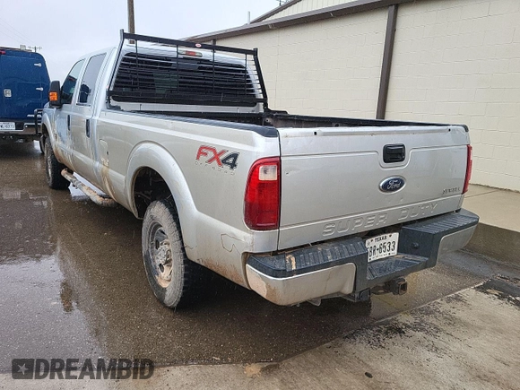2015 Ford F-250 Lariat z VIN 1FT7W2BTXFEB10761, wystawiony jako IAAI lot #42522911 z przebiegiem 209 886 mil mil oraz . Historia ofert i sprzedaży dostępna na DreamBid. Obrazek 14.