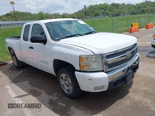 2011 Chevrolet Silverado 1500 LT with VIN 1GCRKSE30BZ169661, listed as a IAAI auction lot 42082818 with 234,384 mi miles and . Bid and sale history available at DreamBid. Image 1.