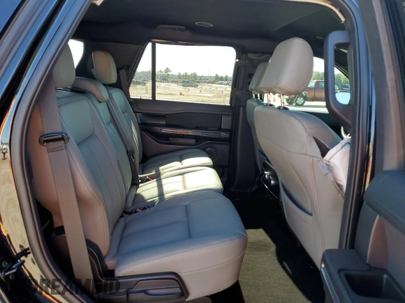 2021 Ford Expedition XL with VIN 1FMJU1FTXMEA55897, listed as a Copart auction lot 81606194 with 29,274 mi miles and Salvage Title. Bid and sale history available at carsss.com. Image 11.