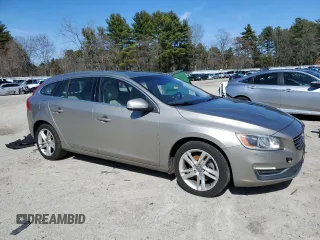 2015 Volvo V60 T5 Drive-E Premier with VIN YV126MEB8F1190765, listed as a Copart auction lot 51033025 with 145,791 mi miles and Clean Title. Bid and sale history available at carsss.com. Image 4.