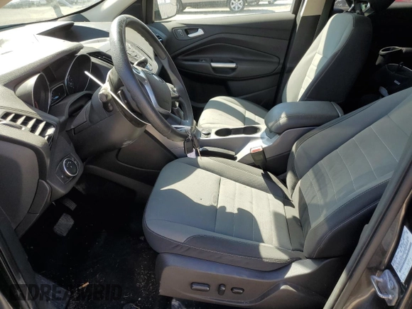 2016 Ford Escape SE z VIN 1FMCU9GX0GUC72104, wystawiony jako Copart lot #54232485 z przebiegiem 89 827 mil mil oraz Szkody całkowita. Historia ofert i sprzedaży dostępna na DreamBid. Obrazek 7.