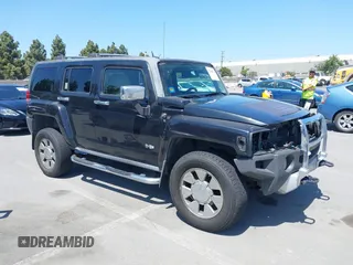 2008 Hummer H3 SUV with VIN 5GTEN13E888143319, listed as a IAAI auction lot 42180122 with 148,473 mi miles and . Bid and sale history available at DreamBid. Image 1.