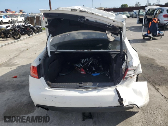 2012 Audi A4 Premium с VIN WAUAFAFL5CA117773, выставлен на аукционе Copart как лот 51707995 с пробегом Не указан миль и Списание • Salvage title. История ставок и продаж доступна на DreamBid. Изображение 6.