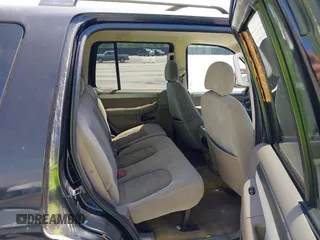 2004 Ford Explorer XLT с VIN 1FMZU73K74UC11188, выставлен на аукционе IAAI как лот 42150698 с пробегом 222 817 миль миль и . История ставок и продаж доступна на DreamBid. Изображение 8.