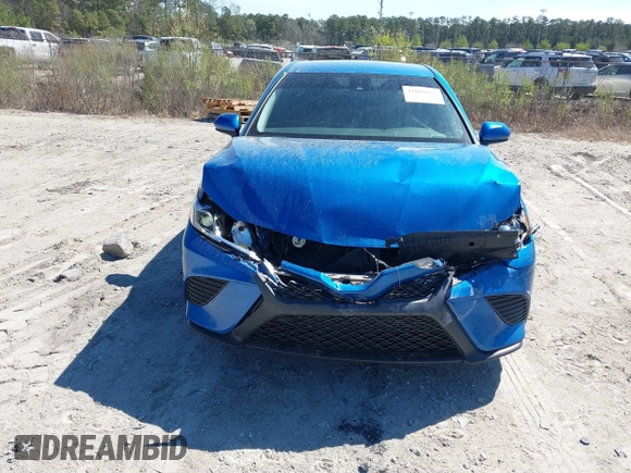 2020 Toyota Camry SE z VIN 4T1G11AKXLU371905, wystawiony jako IAAI lot #41868062 z przebiegiem 103 336 mil mil oraz . Historia ofert i sprzedaży dostępna na DreamBid. Obrazek 6.