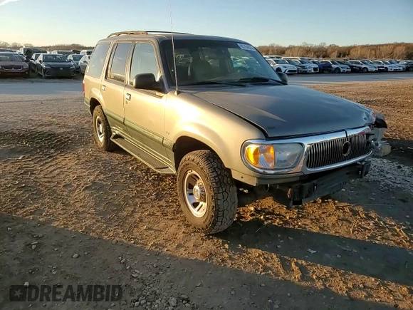 1999 Mercury Mountaineer z VIN 4M2ZU55P7XUJ42065, wystawiony jako Copart lot #85194624 z przebiegiem 304 261 mil mil oraz Szkoda całkowita • Salvage title. Historia ofert i sprzedaży dostępna na DreamBid. Obrazek 11.