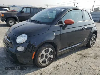 2013 FIAT 500e with VIN 3C3CFFGE9DT740322, listed as a Copart auction lot 42872445 with 45,613 mi miles and Salvage Title. Bid and sale history available at carsss.com. Image 1.