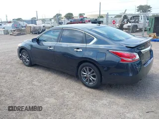 2015 Nissan Altima SV z VIN 1N4AL3AP1FC591395, wystawiony jako IAAI lot #42262755 z przebiegiem 105 546 mil mil oraz . Historia ofert i sprzedaży dostępna na DreamBid. Obrazek 3.