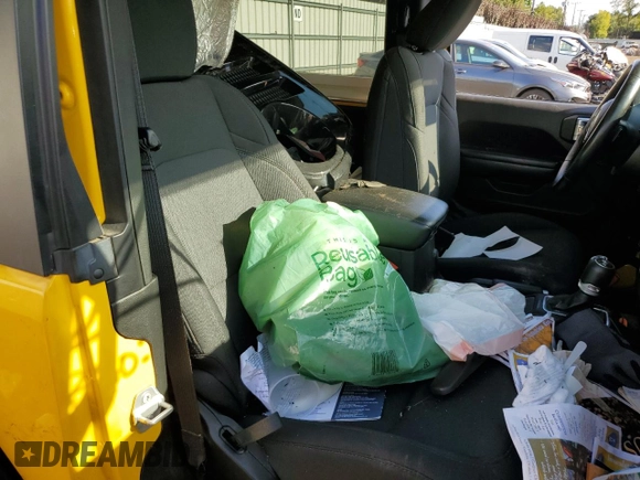 2021 Jeep Wrangler Willys z VIN 1C4HJXAG6MW731023, wystawiony jako Copart lot #68871324 z przebiegiem Nie podano mil oraz Nie do naprawy • Non repairable. Historia ofert i sprzedaży dostępna na DreamBid. Obrazek 11.