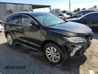 2017 Acura RDX Technology z VIN 5J8TB3H56HL003893, wystawiony jako Copart lot #63861745 z przebiegiem 78 709 mil mil oraz Szkoda całkowita • Salvage title. Historia ofert i sprzedaży dostępna na DreamBid. Obrazek 4.