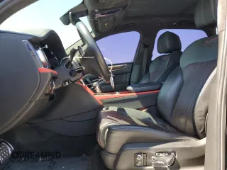 2020 Bentley Bentayga V8 z VIN SJAAM2ZV4LC029508, wystawiony jako Copart lot #53716675 z przebiegiem 19 869 mil mil oraz Szkody całkowita. Historia ofert i sprzedaży dostępna na DreamBid. Obrazek 7.