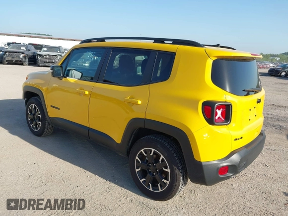 2023 Jeep Renegade Latitude with VIN ZACNJDB12PPP64031, listed as a IAAI auction lot 42152659 with 31,134 mi miles and . Bid and sale history available at DreamBid. Image 3.