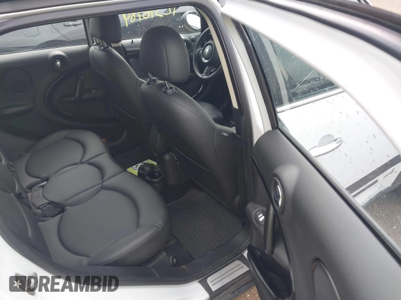 2014 MINI Countryman S z VIN WMWZC5C5XEWP37470, wystawiony jako IAAI lot #42396984 z przebiegiem 77 847 mil mil oraz . Historia ofert i sprzedaży dostępna na DreamBid. Obrazek 8.