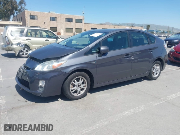 2010 Toyota Prius II z VIN JTDKN3DU2A0188949, wystawiony jako IAAI lot #42195197 z przebiegiem 247 970 mil mil oraz . Historia ofert i sprzedaży dostępna na DreamBid. Obrazek 2.