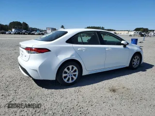 2021 Toyota Corolla LE with VIN 5YFEPMAE8MP172100, listed as a Copart auction lot 50908305 with 40,652 mi miles and Salvage Title. Bid and sale history available at carsss.com. Image 3.