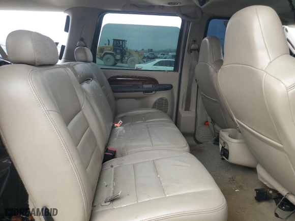 2005 Ford Excursion Limited with VIN 1FMNU43S15ED42741, listed as a Copart auction lot 43897955 with 0 mi miles and Salvage Title. Bid and sale history available at carsss.com. Image 11.