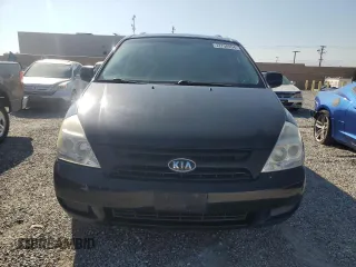 2010 Kia Sedona LX with VIN KNDMG4C38A6327139, listed as a Copart auction lot 72758954 with 172,870 mi miles and Salvage Title. Bid and sale history available at carsss.com. Image 5.