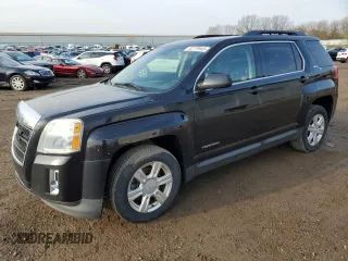2014 GMC Terrain SLE z VIN 2GKFLWEK4E6350118, wystawiony jako Copart lot #52779945 z przebiegiem 94 902 mil mil oraz Czysty tytuł • Clean title. Historia ofert i sprzedaży dostępna na DreamBid. Obrazek 1.