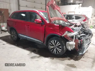 2020 Mitsubishi Outlander ES z VIN JA4AZ3A31LZ019980, wystawiony jako IAAI lot #41577643 z przebiegiem 119 903 mil mil oraz . Historia ofert i sprzedaży dostępna na DreamBid. Obrazek 1.